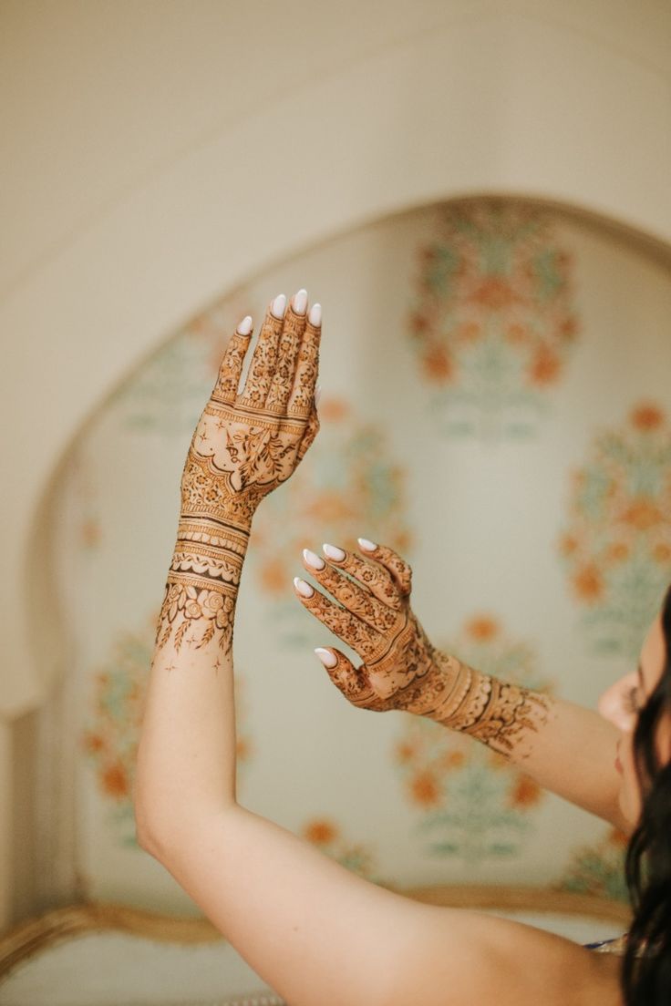 Mehendi Artist
